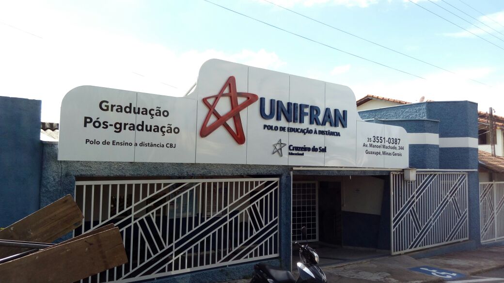 Fachada em ACM para Unifran - CS Comunicação Visual