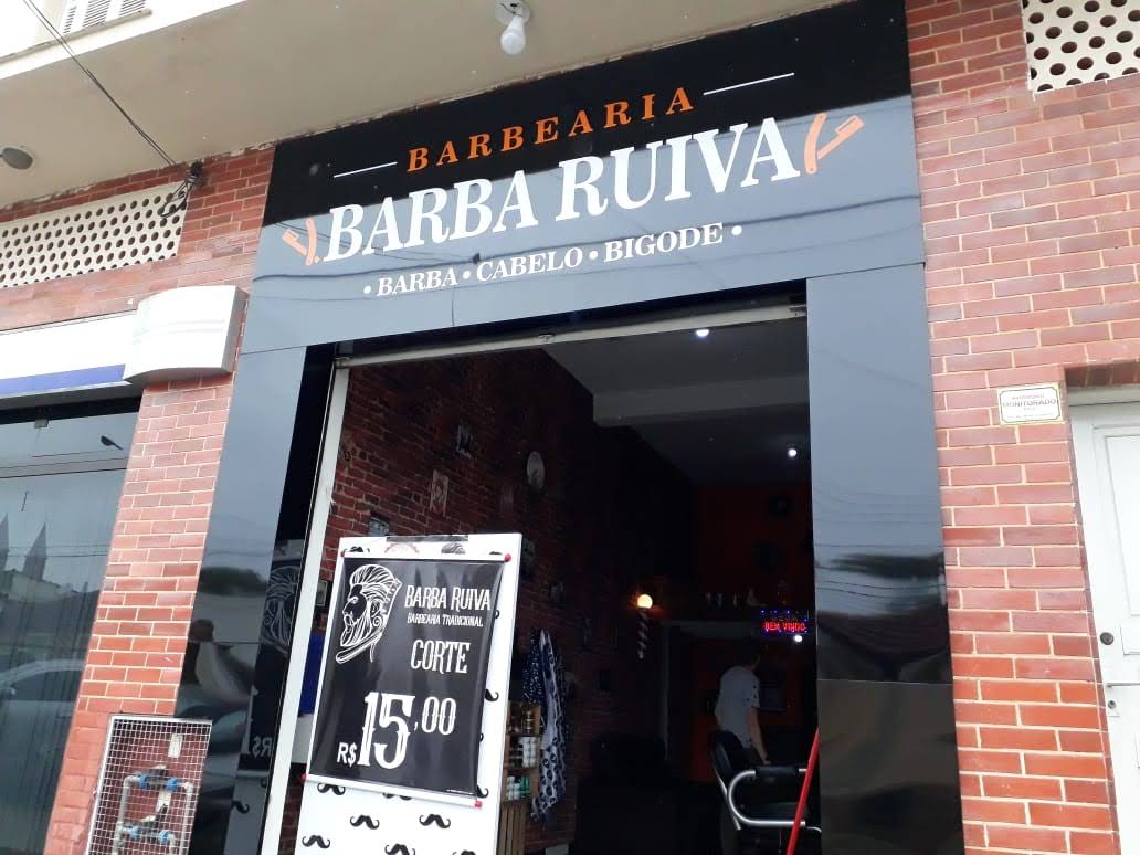 Fachada de acm - Barba Ruiva